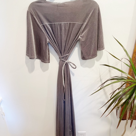 Zara Velvet Wrap Dress - S - Picture 3 of 4